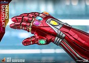Avengers: Endgame Life-Size Masterpiece Replica 1/1 Nano Gauntlet 52 cm