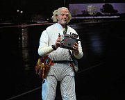 Sběratelská akční figurka Back to the Future Ultimate Doc Brown (1985) 18 cm