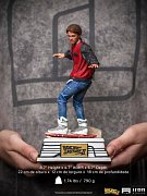 Back to the Future II Art Scale Statue 1/10 Marty McFly on Hoverboard 22 cm