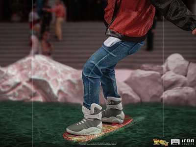 Back to the Future II Art Scale Statue 1/10 Marty McFly on Hoverboard 22 cm