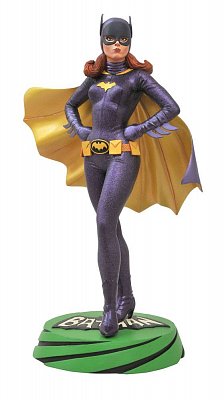 Batman 1966 Premiere Collection socha  Batgirl 30 cm --- DAMAGED PACKAGING