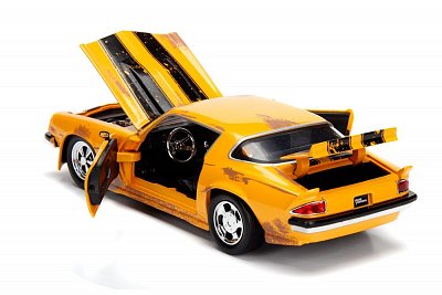 Bumblebee Diecast Model 1/24 1977 Chevrolet Camaro