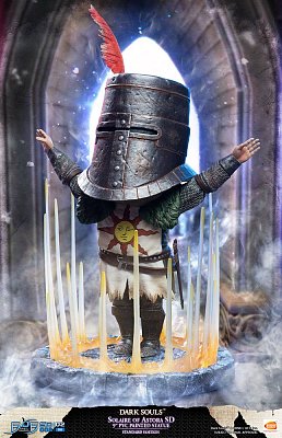 Dark Souls PVC SD Statue Solaire of Astora 23 cm --- DAMAGED PACKAGING