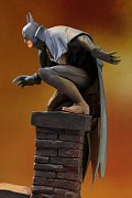 DC Comics ARTFX+ PVC Statue 1/10 Batman Gotham by Gaslight 32 cm --- DAMAGED PACKAGING