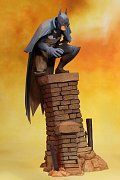 DC Comics ARTFX+ PVC Statue 1/10 Batman Gotham by Gaslight 32 cm --- DAMAGED PACKAGING