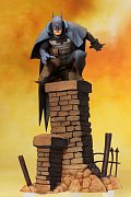 DC Comics ARTFX+ PVC Statue 1/10 Batman Gotham by Gaslight 32 cm --- DAMAGED PACKAGING