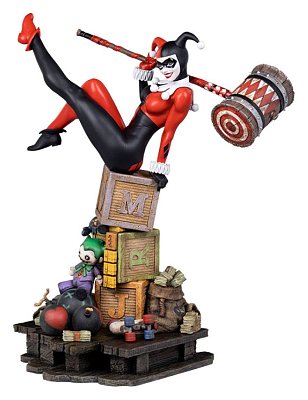 DC Comics Maquette 1/6 Harley Quinn 41 cm