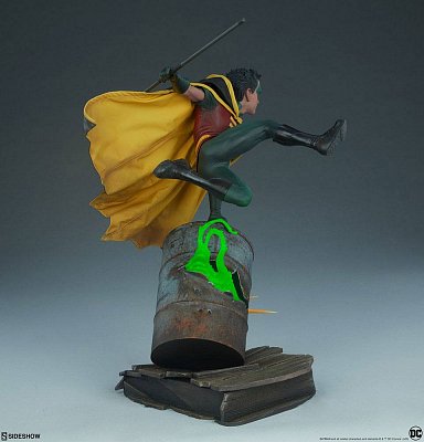 DC Comics Premium Format Figure Robin 48 cm