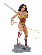 DC Gallery PVC Statue Wonder Woman Lasso Comic 23 cm