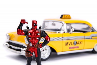 Deadpool Diecast Model 1/24 Deadpool Yellow Taxi