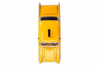 Deadpool Diecast Model 1/24 Deadpool Yellow Taxi
