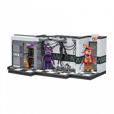 Five Nights at Freddy\'s Medium Construction Set Parts & Service --- DAMAGED PACKAGING