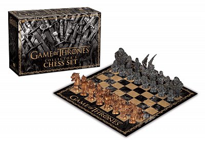 Game of Thrones Chess Collector\'s Set