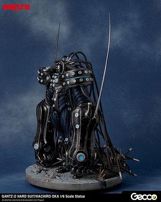 Gantz:O Statue 1/6 Hachiro Oka Hard Suit 57 cm --- DAMAGED PACKAGING