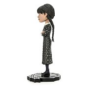  Hlavový třepačník Bobble-Head Wednesday Addams o výšce 21 cm