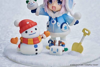 Hyperdimension Neptunia Statue Dekachiccha! Snow Nep Fuwafuwa Version 18 cm