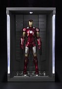 Iron Man 3 S.H. Figuarts Action Figure Iron Man Mark VII & Hall of Armor Set 15 cm
