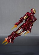 Iron Man 3 S.H. Figuarts Action Figure Iron Man Mark VII & Hall of Armor Set 15 cm