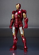 Iron Man 3 S.H. Figuarts Action Figure Iron Man Mark VII & Hall of Armor Set 15 cm