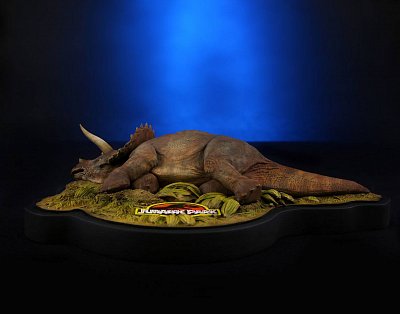 Jurassic Park Diorama 1/35 Sick Triceratops 10 cm
