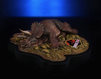 Jurassic Park Diorama 1/35 Sick Triceratops 10 cm