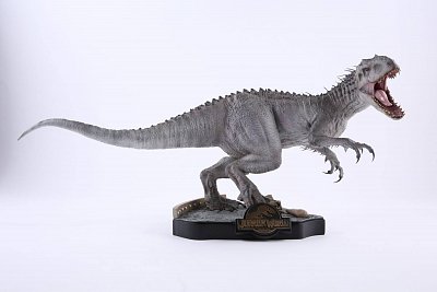 Jurassic World Statue Final Battle: Indominus Rex 30 cm