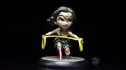 Justice League Movie Q-Fig Figure Wonder Woman 9 cm --- DAMAGED PACKAGING