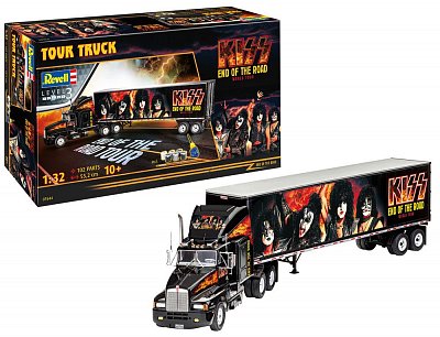 Kiss Model Kit 1/32 Tour Truck 55 cm