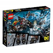 LEGO® DC Universe Super Heroes&trade; - Mr. Freeze&trade; Batcycle&trade; Battle
