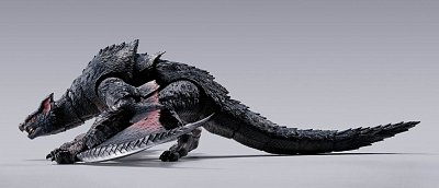Monster Hunter S.H. MonsterArts Action Figure Nargacuga 30 cm --- DAMAGED PACKAGING