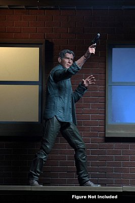 NECA Originals Diorama Street Scene 46 cm --- DAMAGED PACKAGING