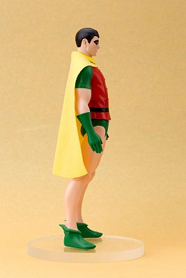 Socha Robin (Classic Costume)