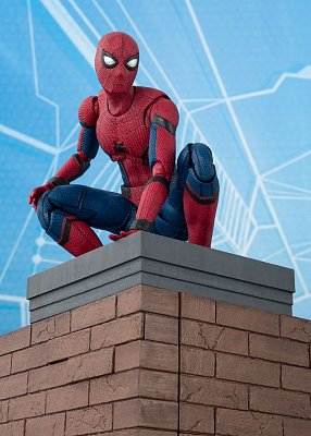 Spider-Man Homecoming S.H. Figuarts Action Figure Spider-Man & Tamashii Option Act Wall 15 cm