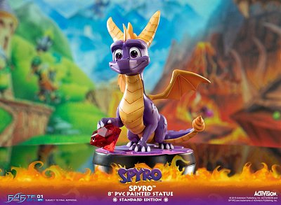Spyro the Dragon PVC Statue Spyro 20 cm --- DAMAGED PACKAGING