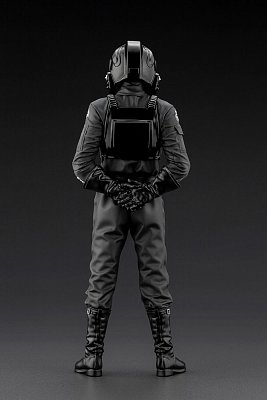 Star Wars Episode IV ARTFX+ Statue 1/10 Tie Fighter Pilot 18 cm