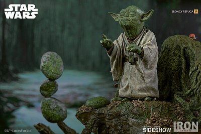 Star Wars Episode V Legacy Replica Statue 1/4 Yoda 30 cm --- DAMAGED PACKAGING