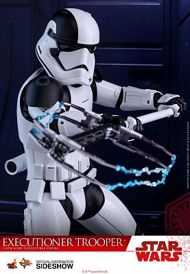 Star Wars Episode VIII Movie Masterpiece Action Figure 1/6 Executioner Trooper 30 cm --- DAMAGED PACKAGING
