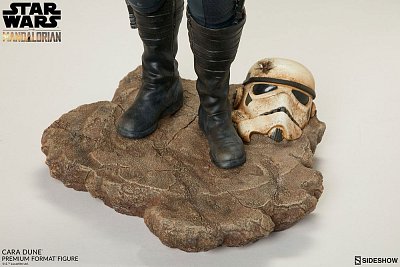 Star Wars Mandalorianská figurka prémiového formátu Cara Dune 48 cm
