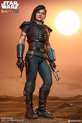 Star Wars Mandalorianská figurka prémiového formátu Cara Dune 48 cm