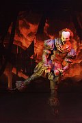 Stephen King\'s It 2017 Action Figure Ultimate Pennywise (Dancing Clown) 18 cm
