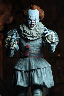 Stephen King\'s It 2017 Action Figure Ultimate Pennywise (Dancing Clown) 18 cm