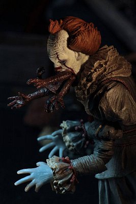 Stephen King\'s It 2017 Action Figure Ultimate Pennywise (Dancing Clown) 18 cm