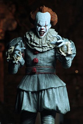 Stephen King\'s It 2017 Action Figure Ultimate Pennywise (Dancing Clown) 18 cm --- DAMAGED PACKAGING