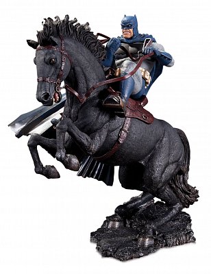 The Dark Knight Returns Mini Battle Statue A Call To Arms 20 cm --- DAMAGED PACKAGING