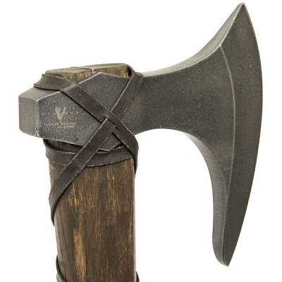 Vikingové Sekera Ragnara Lothbroka