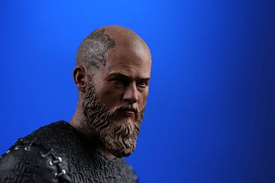 Vikings Statue 1/9 King Ragnar 23 cm