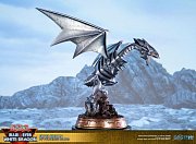 Yu-Gi-Oh! PVC socha Blue-Eyes White Dragon Silver Edition 35 cm