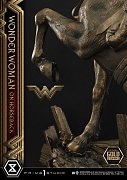 Socha Wonder Woman Wonder Woman na koni zlaté provedení 138 cm