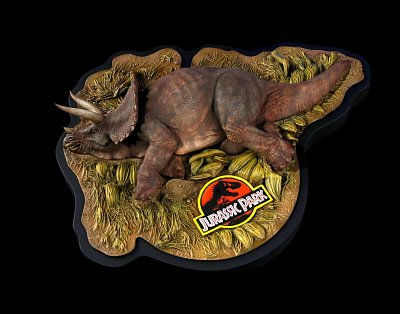 Jurassic Park Diorama 1/35 Sick Triceratops 10 cm